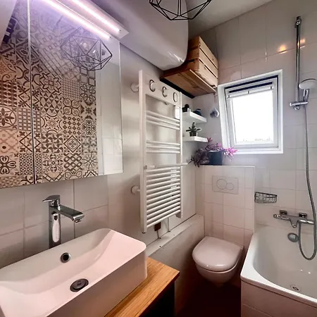 Appartement Charmant Studio Avec Vue Degagee Paris